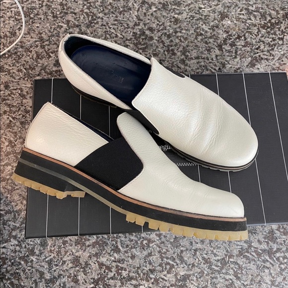 Studio Pollini Womens Shoes Loafers made in Italy Size 38 US 8 or US 8.5 Leather - Picture 3 of 12